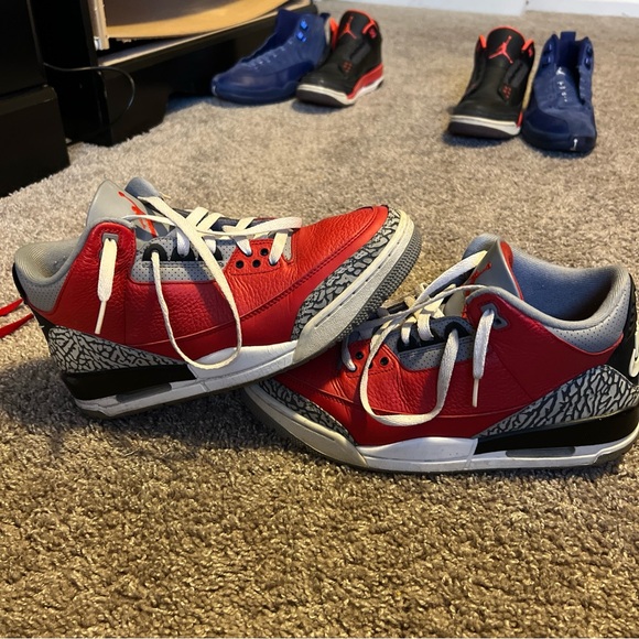 Jordan 3s - Picture 3 of 14